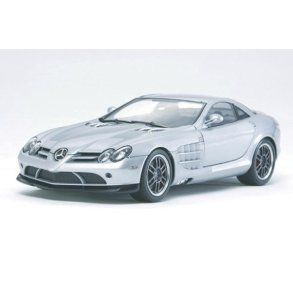 1/24 - Mercedes-Benz SLR McLaren 722 Edition